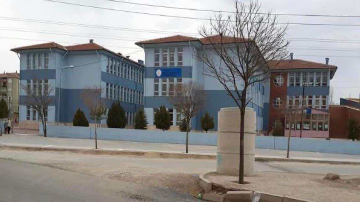 Şehit Muammer Nacakoğlu İmam Hatip Ortaokulu Fotoğrafı